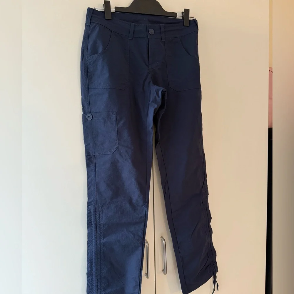 The North Face Cargo Pants Women’s Size 6 – Navy Blue Hiking Outdoor - Picture 3 of 7